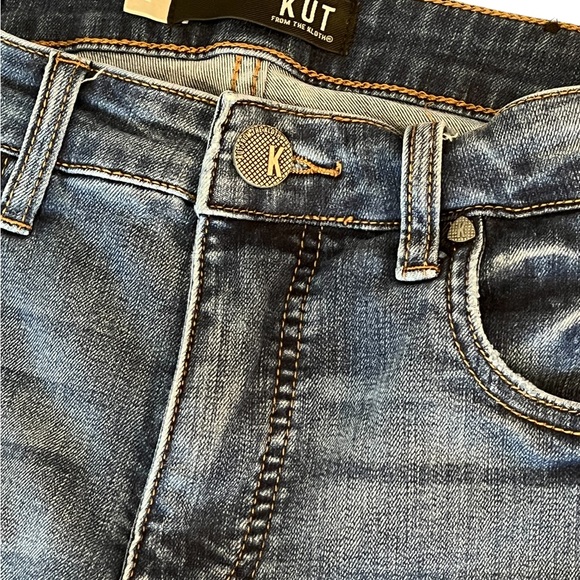 Kut from the Kloth skinny jeans. Size 2. - Picture 2 of 13